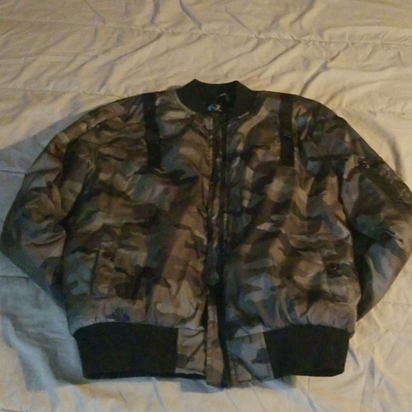Jacket - Picture 1 of 2